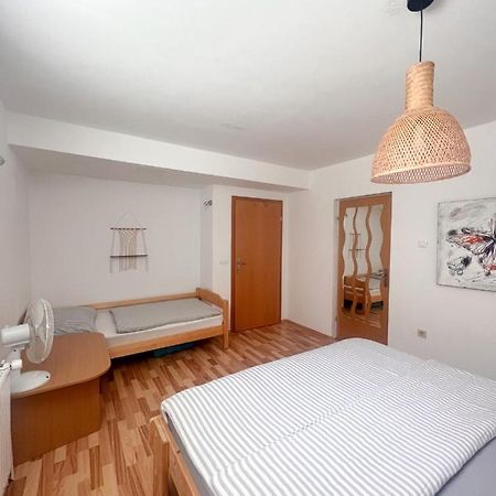 Lovely Basement Rental Bled Luaran gambar